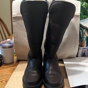 Wunderlust women’s leather boots. Made in Canada waterproof  9M